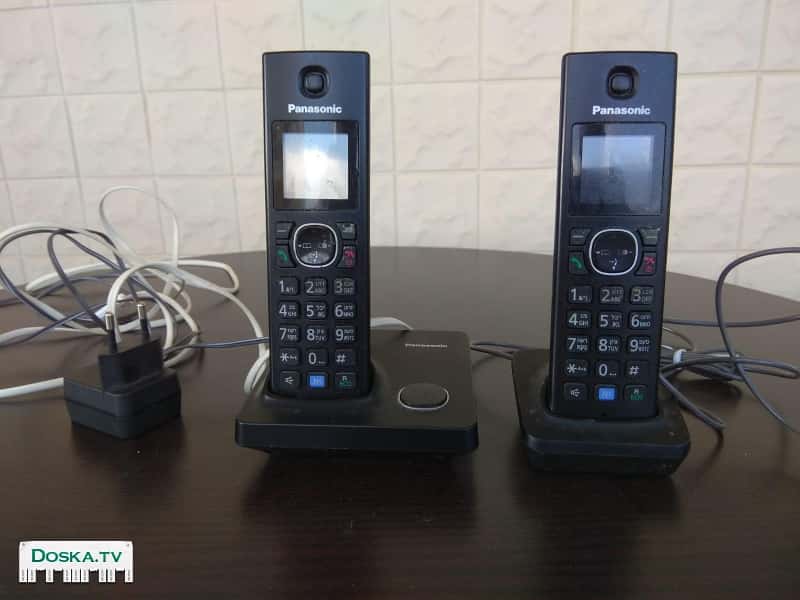 Телефон беспроводной с 2 трубками фирмы панассоник. Цена