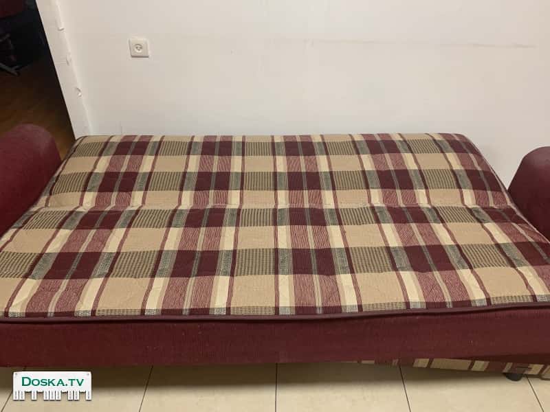 Отдаю бесплатно Раскладной диван с ящиком для белья Не новый,но