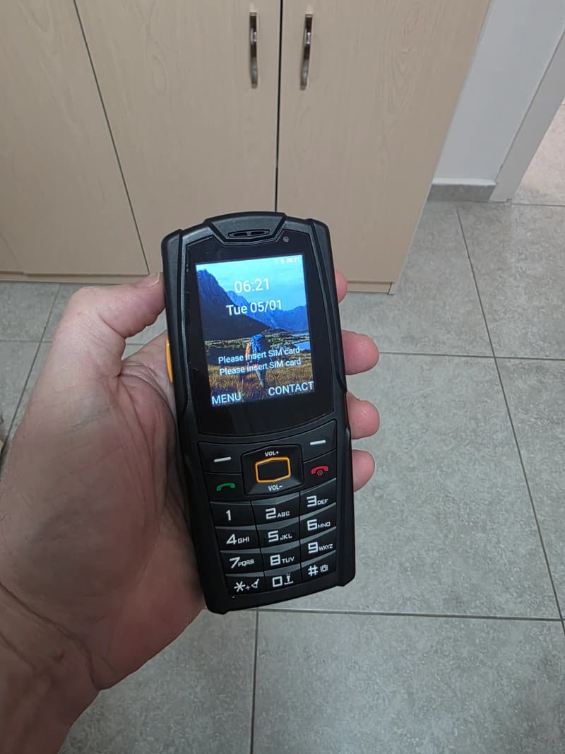 телефон AGM M7 c докер станцией