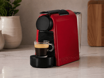 Капсульная кофемашина Nespresso Essenza Mini D30 (новая)